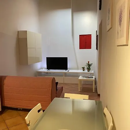 Appartamento Affittacamere “ La Casa Di Claretta” Foligno
